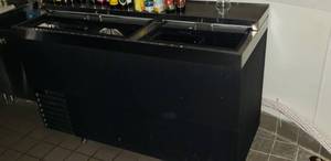 lot 53 image: Glastender ST48 48 Deep Well Beer Bottle Cooler, MSRP $1,956.  TESTED & COLD