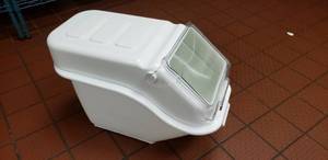 lot 348 image: Bakers Mark 6.3 Gallon Ingredient Bin w Flip Lid, Model 176BIN100