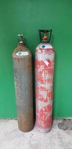 lot 362 image: Lot of 2 Co2 Tanks, 1 Looks Sealed