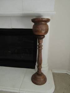 lot 83 image: Solid wood plant stand with a detachable plant holder on top, 36 tall