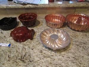 lot 104 image: Lot of metal and glass jell molds qty 6
