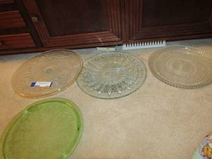 lot 156 image: Gold rim cake plate footed, various green glass and clear glass serving platters qty total 4