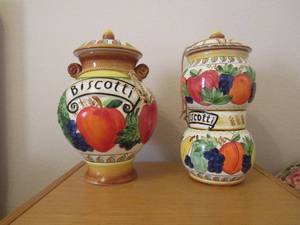 lot 247 image: Handcrafted, Nonis biscotti vases Qty 2