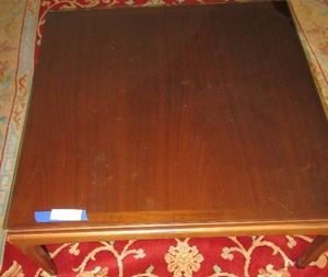 lot 76 image: Lane Mid- modern coffee table with glass top, open underneath very nice, 143131