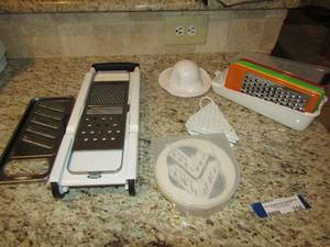lot 256 image: OSO slicer, various cheese slicers and shredders and more