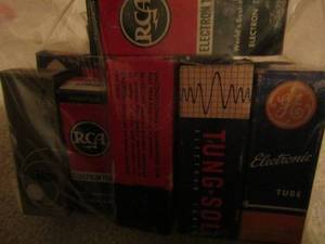 lot 328 image: Electron tubes, radio tv qty 20