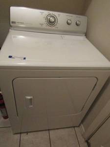 lot 28 image: Matytag Centennial dryer, 4 cycles works great