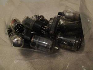 lot 297 image: Electron tubes, radio tv qty 20