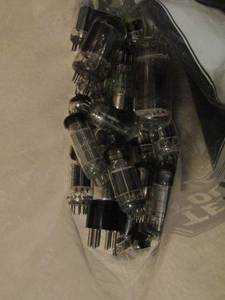 lot 114 image: Electron tubes, radio tv qty 20