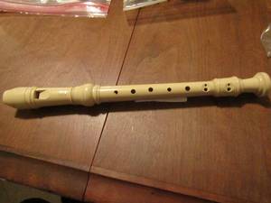 lot 384 image: Yamaha recorder�.