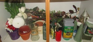 lot 413 image: Large lot of gardening potters, gloves, tools and plant feed and seed