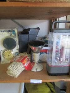 lot 426 image: Tap lights, lantern, smoke detector, lights and more