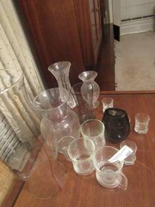 lot 466 image: Lot of glass crystal flower vases and 3 handled coffee cups clear glass