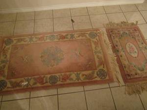 lot 480 image: 2 pink entry way rugs with roses 65 x 33, 43 x 22