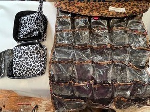 lot 209 image: Jewlery travel bag & hanging organizer with 35  pockets per side