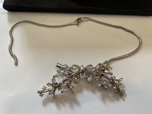 lot 148 image: Silver statement piece necklace needs small repair