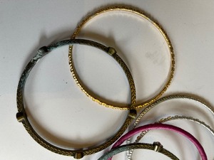 lot 267 image: 10 assorted bangle bracelets