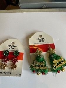 lot 271 image: christmas tree pins and bow earrings