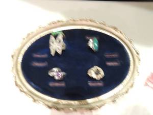 lot 205 image: 5 fashion rings