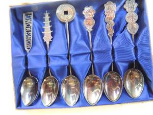 lot 47 image: Set of demitasse cups Hong Kong