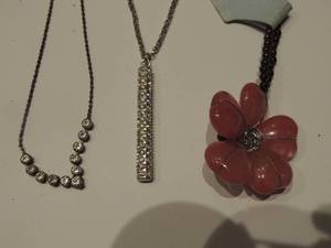 lot 287 image: 3 necklaces