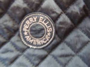lot 312 image: Perry Ellis America Accessory bag