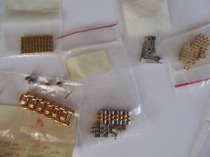 lot 331 image: VARIOUS WATCH BAND LINKS