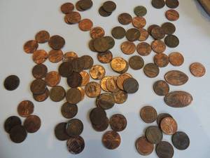 lot 227 image: 80 pennies, 2 SeaWorld sovenier coins