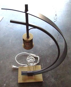 lot 154 image: Unique artistic table lamp