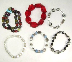 lot 167 image: Assorted glass bracelets