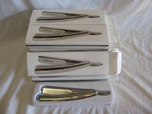 lot 67 image: NIB- 10-Blessed by Papito (PBH) Razor Blade handle, Blade is not included, Note 10 X Money