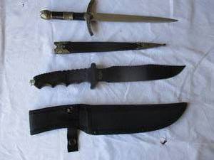 lot 43 image: 2-Knifes- 1-13 Survivor #HK-718 Hunting Knife with sheath and 1-13- Dagger, NOTE 2 x Money