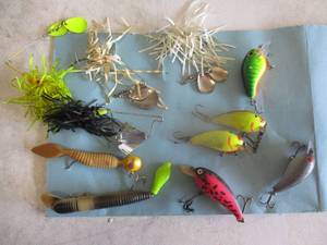 lot 85 image: LOT- 11-Mixed Fishing Lures, Some Vintage, Including 2-Manns, 1-Plastic Grubb and 1-Lead Head and 1- Bagleys-Killer B-1