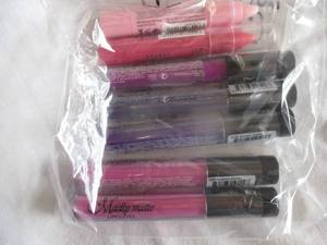 lot 115 image: 5-Klean Color-Madly Matte Lip Gloss-Mixed Flavors And 2- Chubby-Lip Gloss-Mixed Flavors, Note 7 x Money