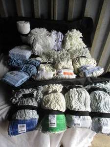 lot 183 image: Rubbermaid Commercial Products Specialty Sample Bag With 13-Mixed Mops Only