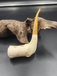 lot 23 image: Vintage Estate tobacco smoking pipe - Meacham - with case - (box 2)