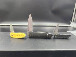 lot 66 image: Selection of pocketknives (B3)