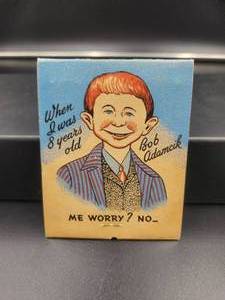 lot 83 image: Vintage book of matches from Bob Adamciks Cafe in Schulenburg, Texas (B5)