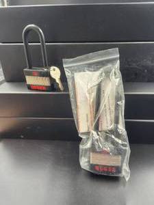 lot 115 image: Selection of 2 Ruger padlocks