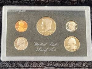 lot 150 image: 1983 United States Proof Set