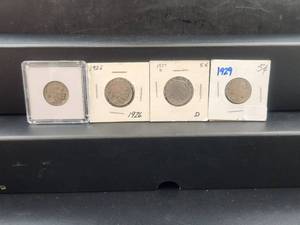 lot 102 image: Selection of Buffalo Nickels, 1920, 26, 27. and 1929