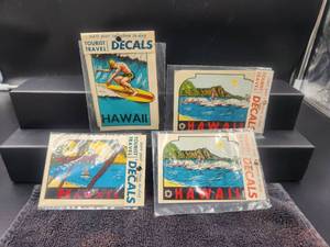 lot 111 image: Vintage Hawaii tourist travel decals (B5)