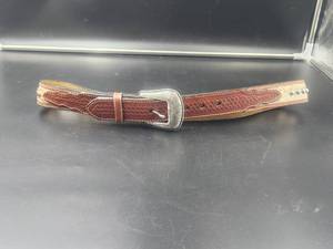 lot 139 image: Nice Larry Mahan leather and cow hide belt