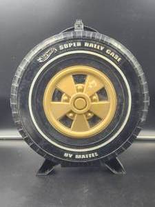 lot 31 image: Vintage Hot Wheels Super Rally Case by Mattel