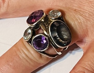 lot 8 image: Size 7 Sterling Silver .925 Ring w Multicolored Stones
