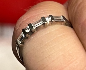 lot 16 image: .925 Sterling Silver Ring WClear Stones