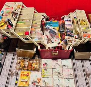 lot 51 image: Plano 8606 Tackle Box Full of Lures and Tackle
