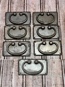 lot 91 image: Lot of 7 Vintage Drawer Pulls