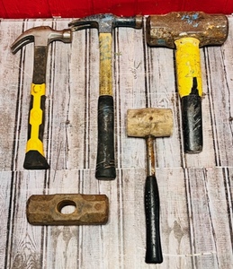 lot 148 image: Lot of Four Hammers &amp One Sledgehammer Head