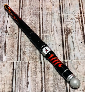 lot 175 image: Magicquest Black Wand With Red Flames 2005 Creative Kingdom Great Wolf Lodge